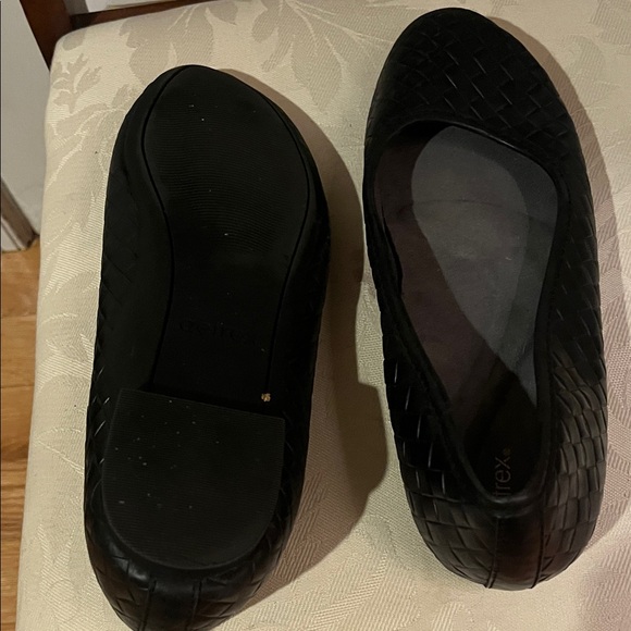 Aetrex Black Woven Flats 8.5 - Picture 6 of 6